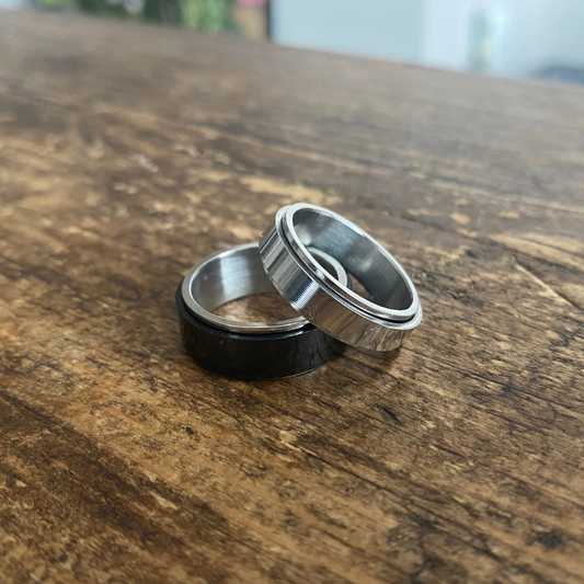 Fidget Spinner Ring for Anxiety - Block Colour Spinner Ring Soul Inspired Black L ½ 
