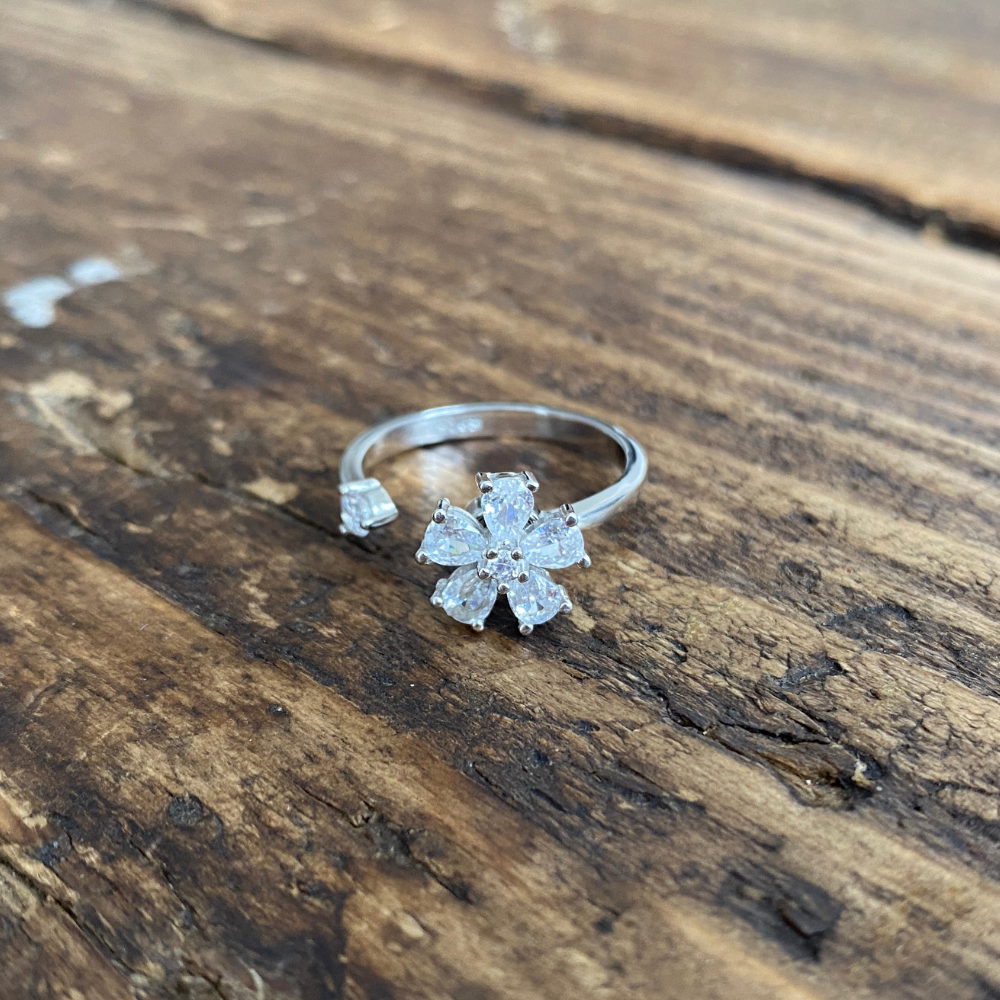 Flower Diamond Anxiety Spinning Ring Soul Inspired 